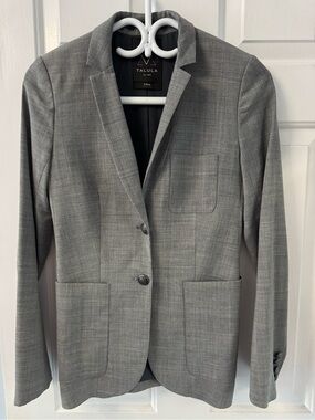 Aritzia - Vintage Talula Gray Single-Breasted Blazer - Size 2